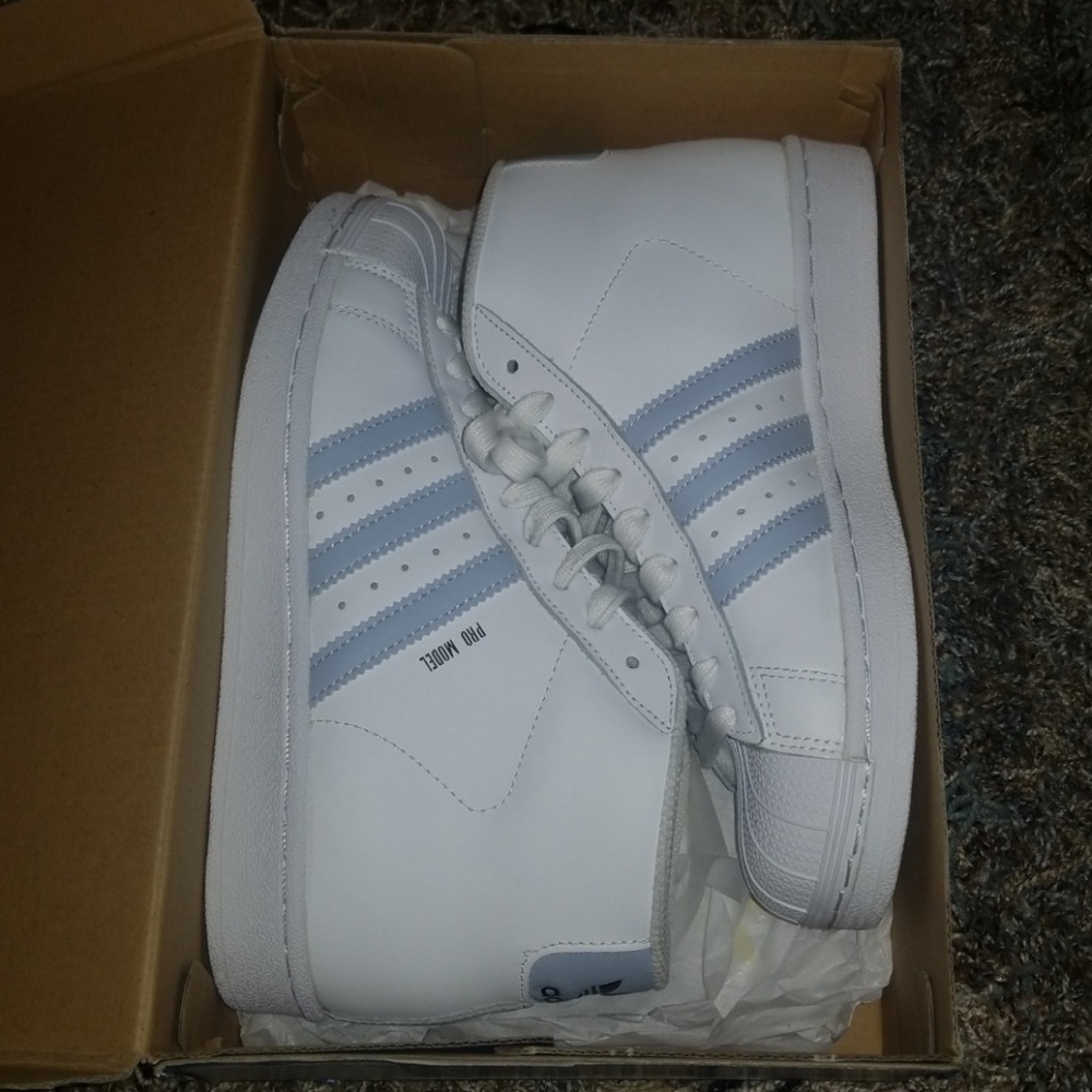 Hightop superstar worn like 2 or 3times